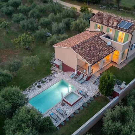 Villa Nona Marija Sveti Lovreč Pazenatički Exteriér fotografie