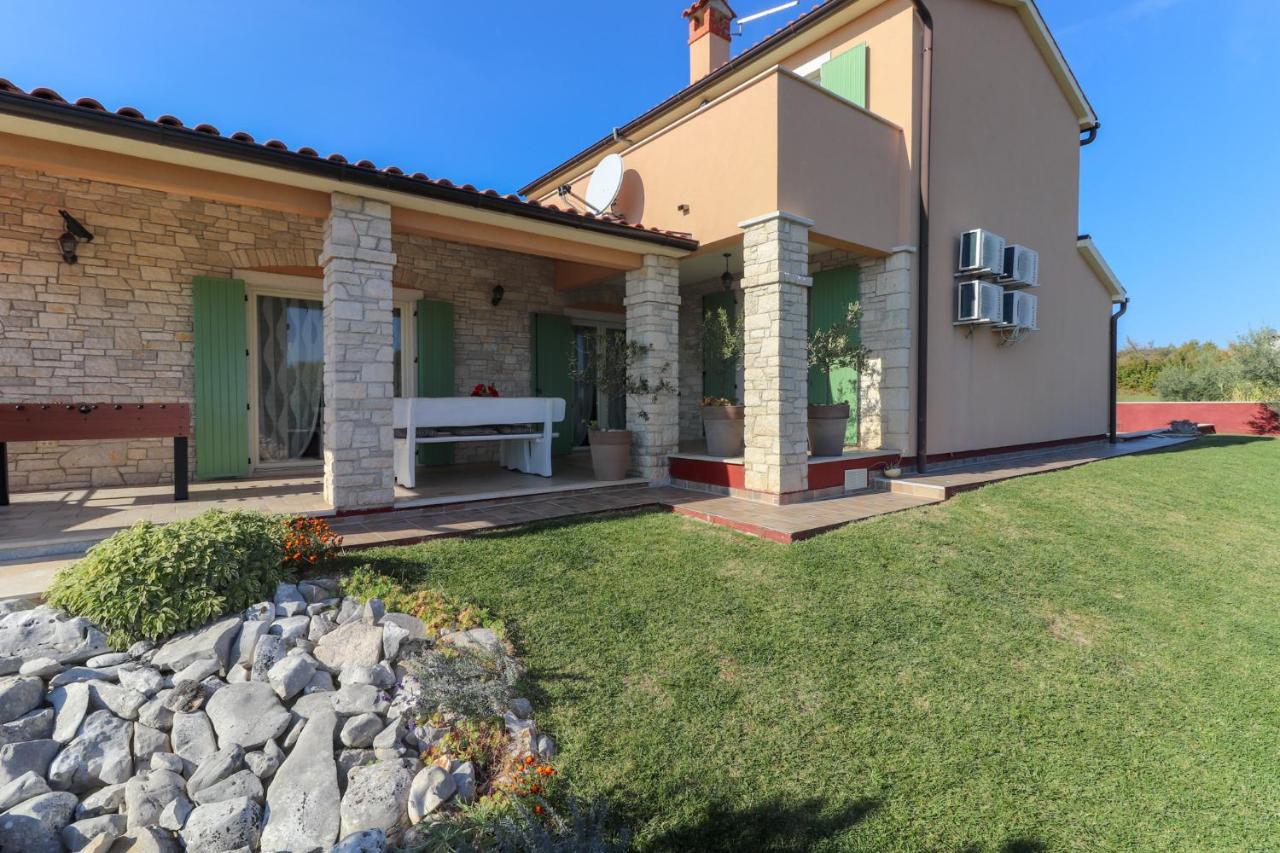 Villa Nona Marija Sveti Lovreč Pazenatički Exteriér fotografie
