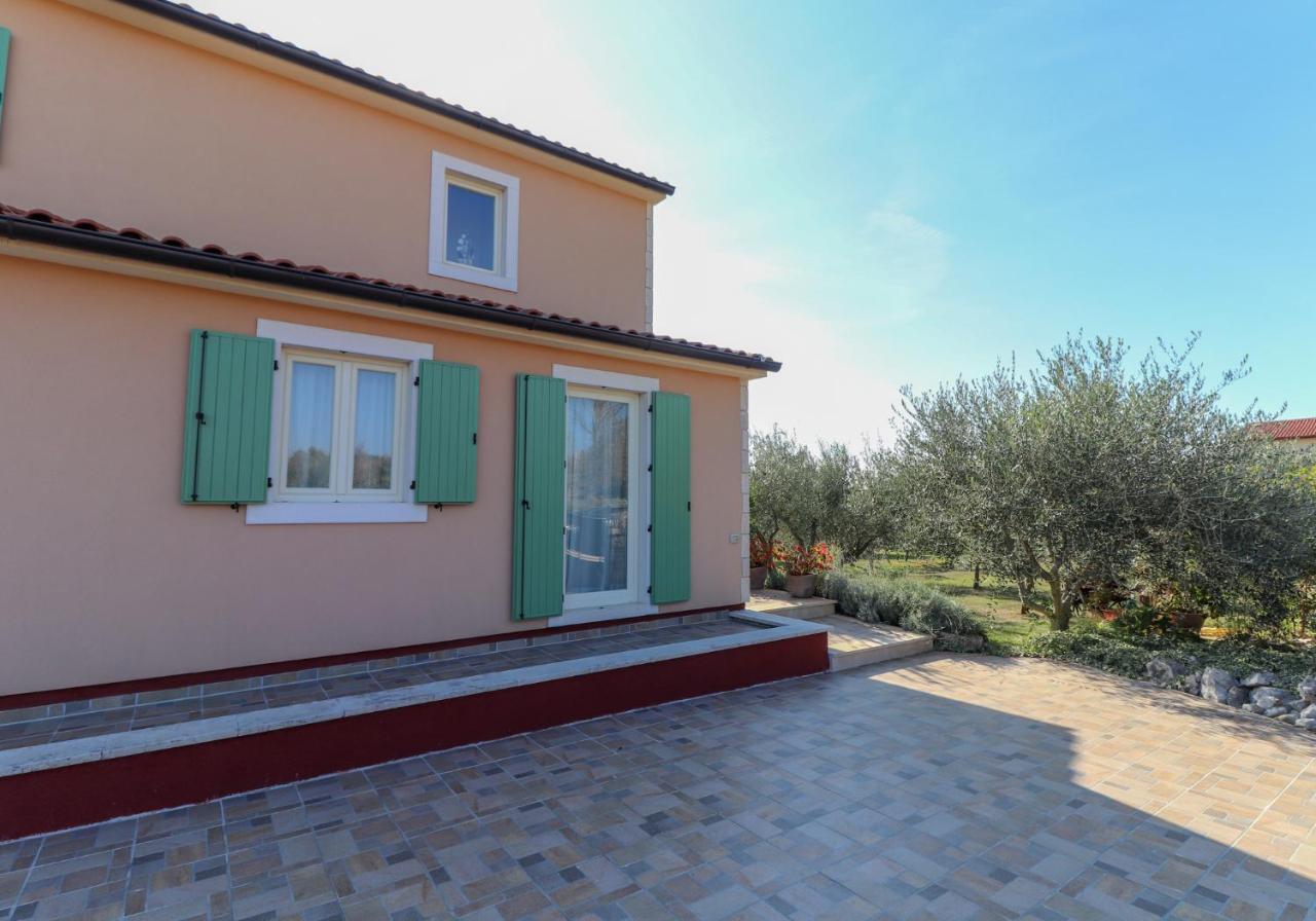Villa Nona Marija Sveti Lovreč Pazenatički Exteriér fotografie