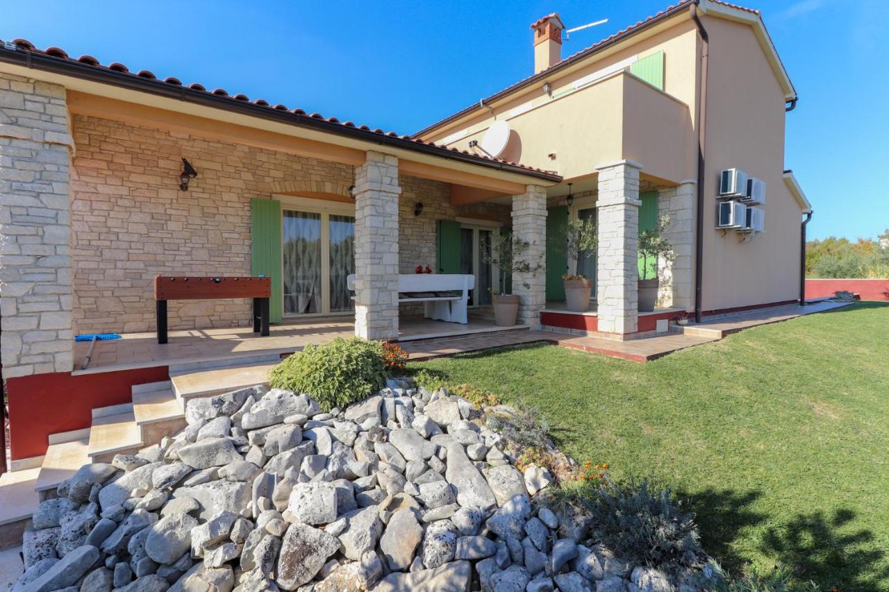 Villa Nona Marija Sveti Lovreč Pazenatički Exteriér fotografie