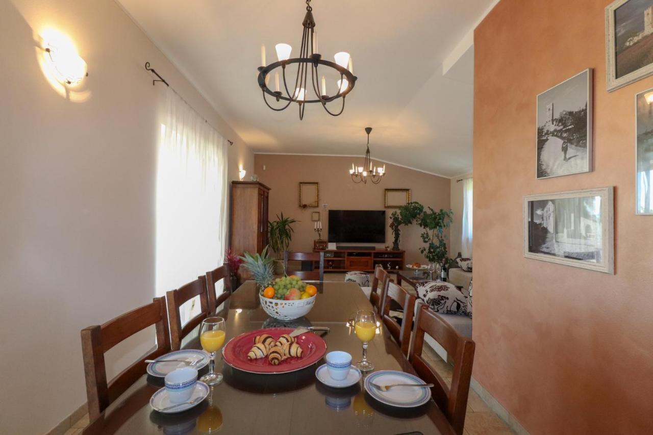 Villa Nona Marija Sveti Lovreč Pazenatički Exteriér fotografie