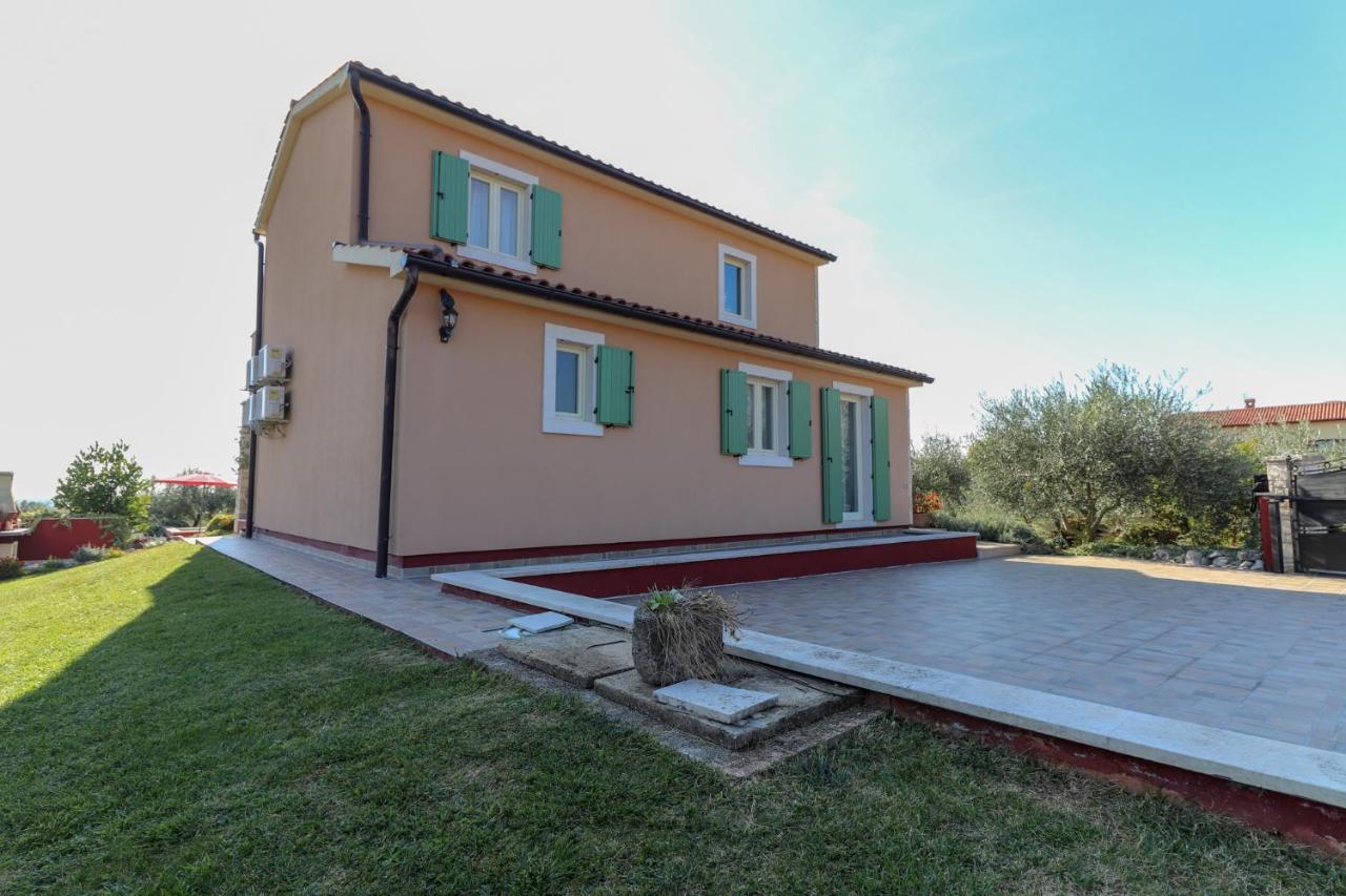 Villa Nona Marija Sveti Lovreč Pazenatički Exteriér fotografie
